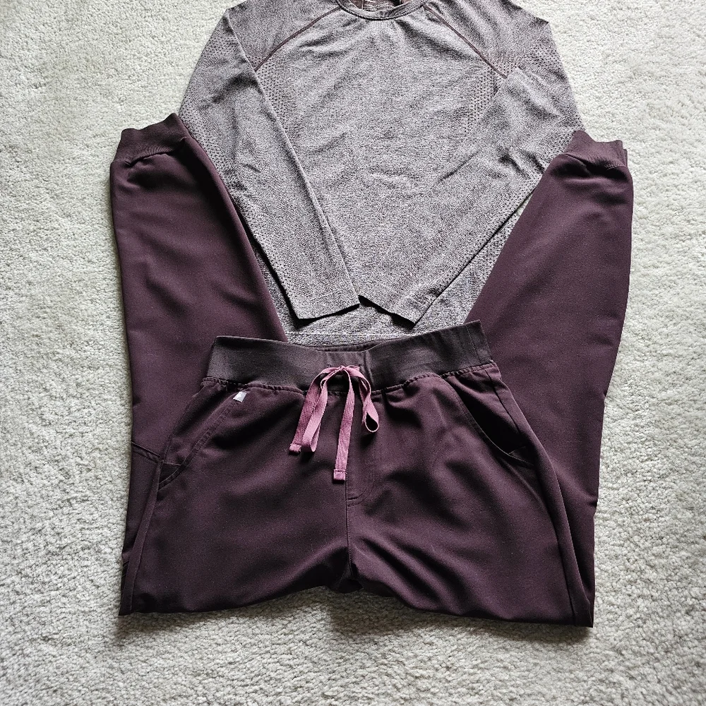Figs Women's Two-Piece Set in Mauve and Plum